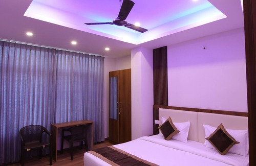Mysore Hotel | ADITHI COMFORTS INN AND SUITES