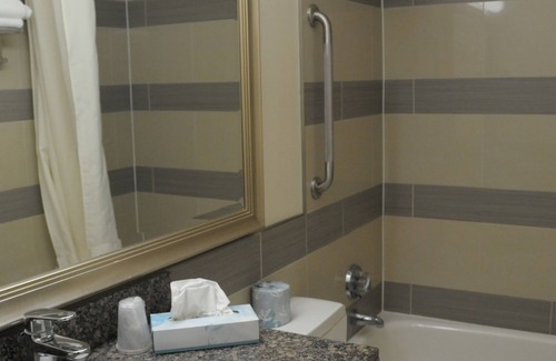 Burlington Hotel | Admiral Inn Burlington
