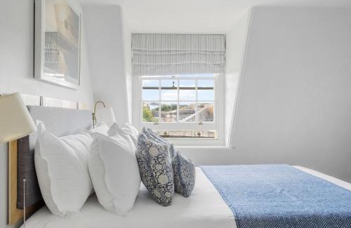 Plymouth Hotel | Admiral's House by Maison Pierre
