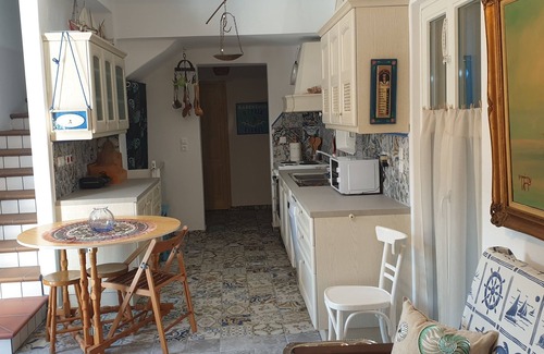Kithnos Villa | Admiral's villa at loutra kithnos