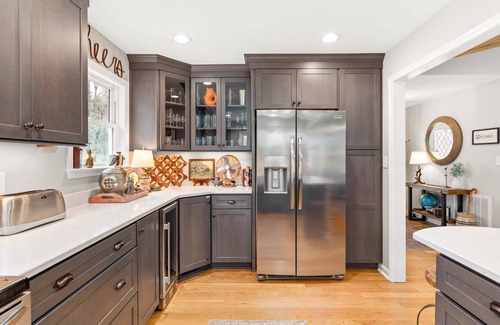 Milledgeville House | Admirals Retreat-Dock, Pickle ball Court & Fire pit
