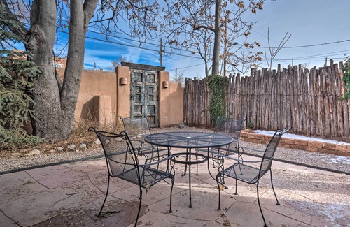 Downtown Santa Fe Cottage | Adobe House w/Patio - Walk to Dtwn Plaza & Shops!