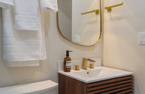 Monterey Park Hotel | Adobe inn