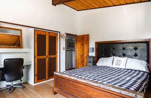 East Grove House | Adobe Ranch - Expansive Mountain Views