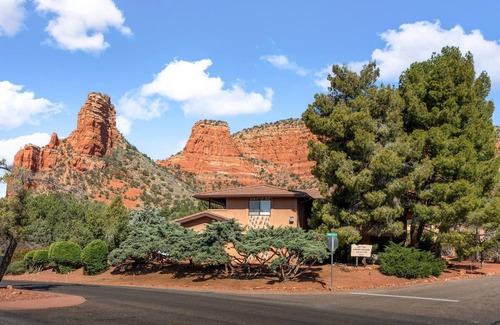 Oak Creek Apartment | Adobe Village Studio Suite- Tumbleweed 1 Bedroom Condo by RedAwning