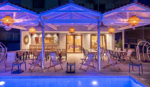 Pefkochori Apartment | Adonis Hotel