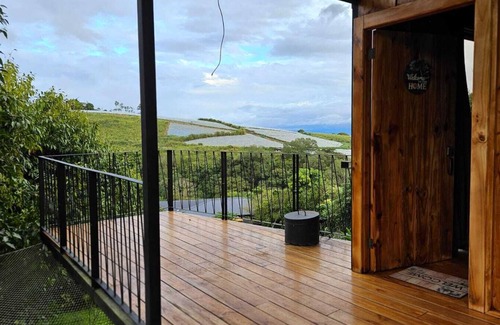 Roble Cabin | Adorable 1-bedroom cabin in Carrizal with WiFi access