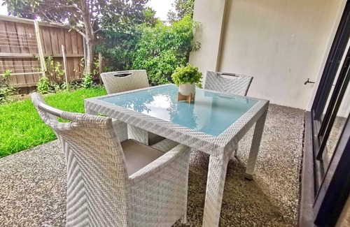 Kellyville House | Adorable 3 Br townhouse with wifi & parking