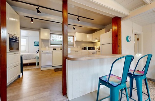 Opal Cliffs Cottage | Adorable & Airy Updated Beach Cottage w/Patio, New Kitchen & Bathroom