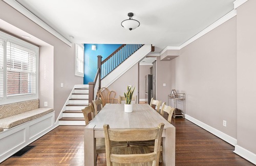 Meridian-Kessler Apartment | Adorable Broad Ripple Duplex