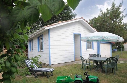 Gujan-Mestras Ski Chalet | Adorable cottage furnished