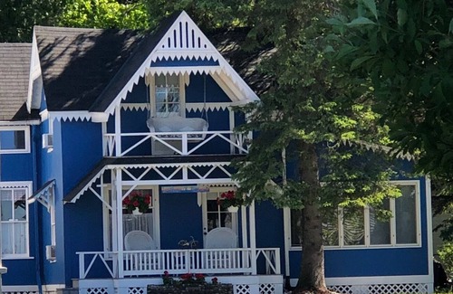 Bay View Cottage | ADORABLE COTTAGE IN BAY VIEW (WITHIN PETOSKEY)