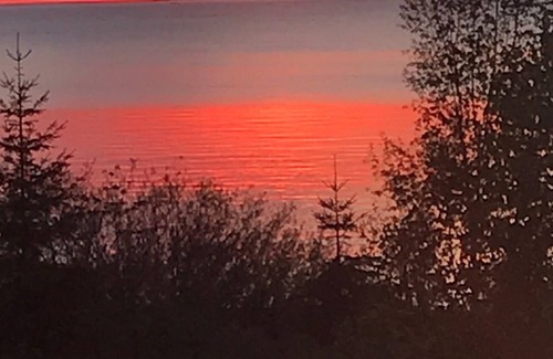 Bay View Cottage | ADORABLE COTTAGE IN BAY VIEW (WITHIN PETOSKEY)