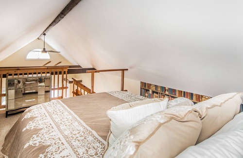 Dorset Cottage | Adorable Cottage in the heart of Dorset Village!