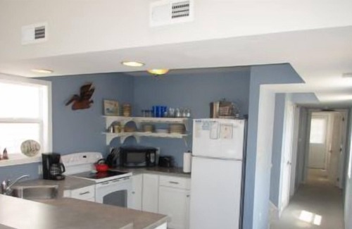 Dennisville Cottage | Adorable cottage on the bay