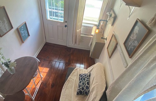 East Randolph Cabin | Adorable Cozy Tiny House perfect for skiing Vermont.