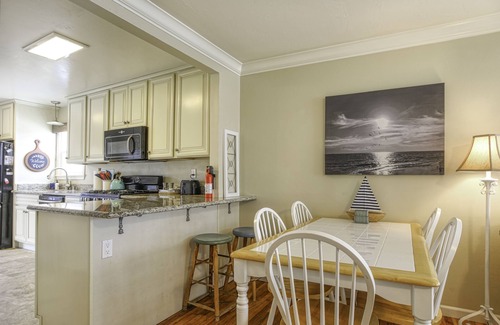 Grover Beach House | Adorable Dog Friendly Vacation Home in Grover Beach