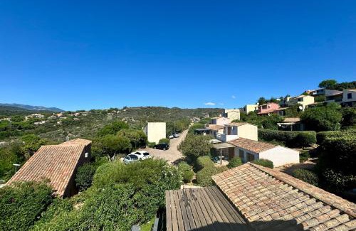 Santa Giulia House | Adorable duplex vue mer 5 min à pied de Santa Giulia