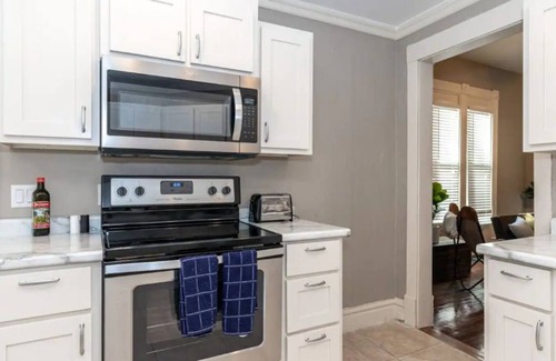 Pendleton Heights House | Adorable historic home 5 minutes from downtown