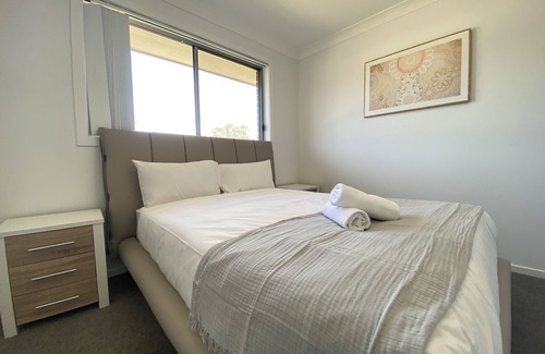 Edmondson Park House | Adorable Modern 4 Br House WiFi & Parking Edmondson Park