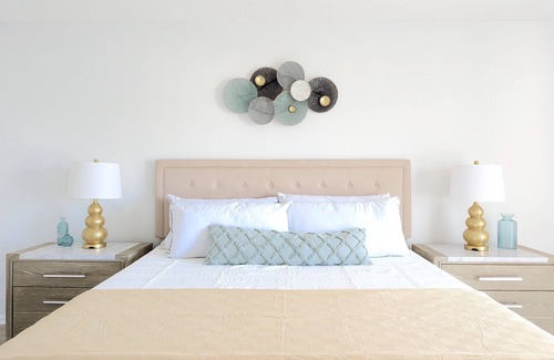 Neptune Beach House | Adorable Neptune Beach 2bed, monthly - Town Center