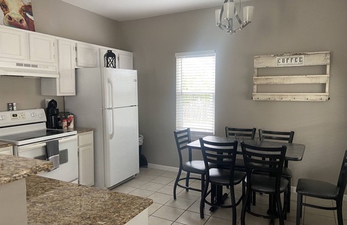Southwest Garden House | Adorable STL Home on the Hill!