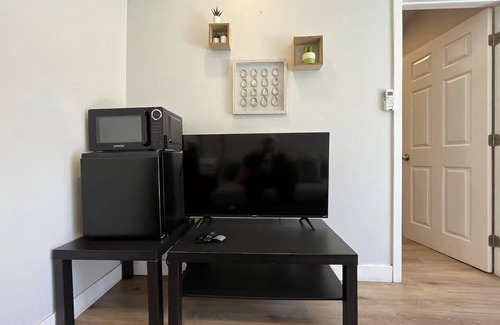 San Gabriel Apartment | Adorable studio with AC in San Gabriel