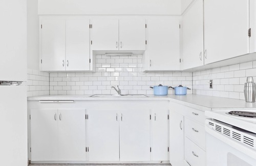 Humboldt Apartment | Adorable stylish two-bedroom, one-bathroom apartment walkable to so much!