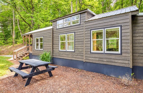 Qualla House | Adorable tiny bungalow with covered porch, gas grill, WiFi, loft & private W/D