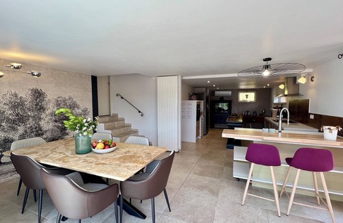 Eyragues Villa | Adorable villa with private swimming pool and a superb view of the mountains