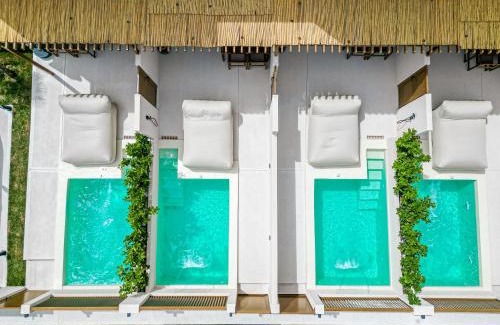 Asprovalta Villa | ADORNO PRIVATE SUITES Only Adults & Kids 12 Plus
