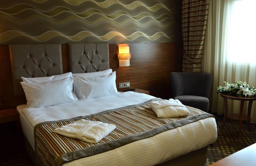 Nilufer Hotel | Adranos Hotel