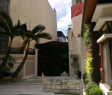 Ermita Night District Villa | Adria Residences - Sapphire Garden - 2 Bedroom for 4 person
