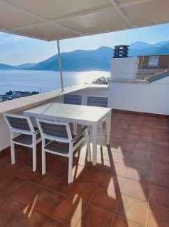 Tomicici Apartment | Adriabay studio Tivat