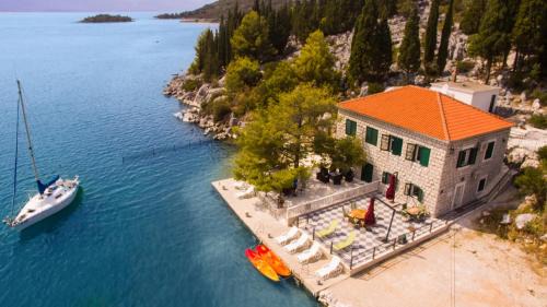Blace House | Adriatic Sunrise - Beach House