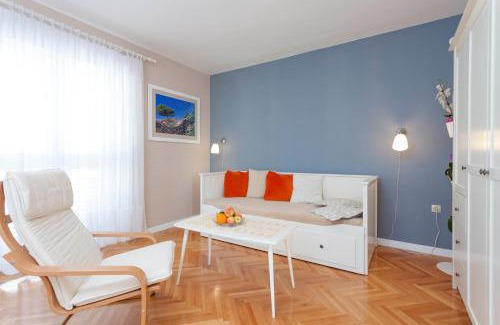 Vrpolje Apartment | Adrion