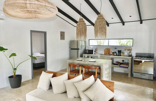 Carmen House | Aduana House