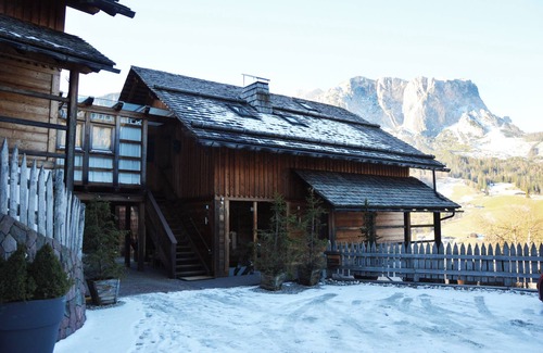 Badia Apartment | Adults Only - cozy apartment in the Dolomites