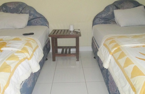 Legian City-Centre Bed & Breakfast | Adus Beach Inn