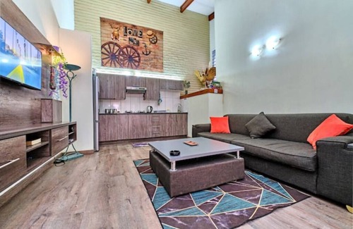 Woodmead Apartment | Advas' double delight with inverter!