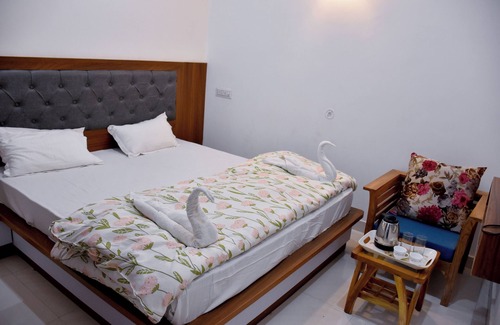 Greater Noida Hotel | advent hotel, Noida hotels, greater Noida hotel, couple friendly,Noida extension
