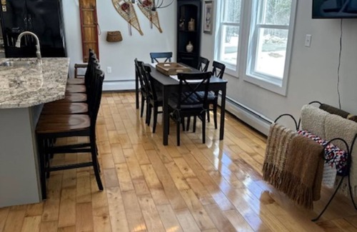 Stratton and Bromley Ski Areas Condo | Adventure Awaits! Within walking distance of Appalachian trail!