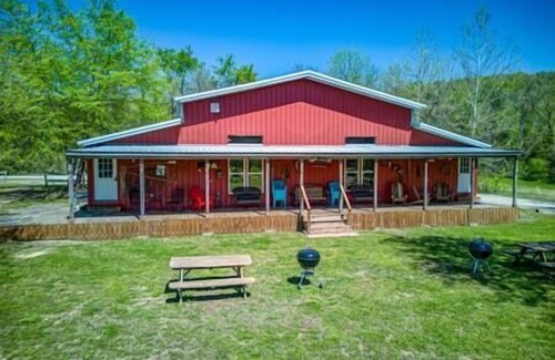 Norfork House | Adventure Suite, Gatherings, River view, Wade-in Access