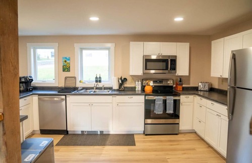 East Burke House | Adventurer's Home by Kingdom Trails and Burke Mtn