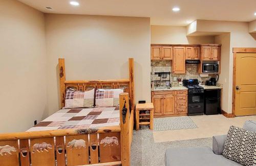 Island Park House | Adventurers Studio about 20 Mi to West Yellowstone!