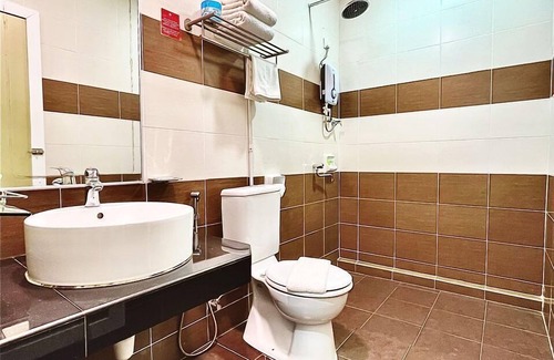 Lubok Buaya Hotel | Adya Hotel Chenang