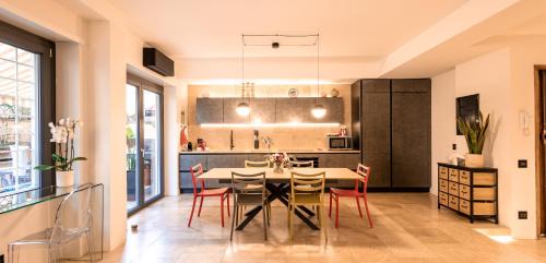 Aventine Apartment | Ædrian's Loft. Boutique apartment with private terrace in the center of Rome