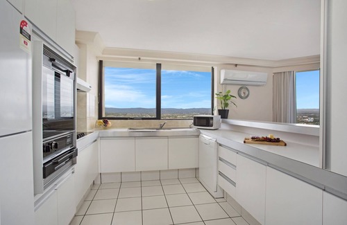 Surfers Paradise Apartment | Aegean Apartments