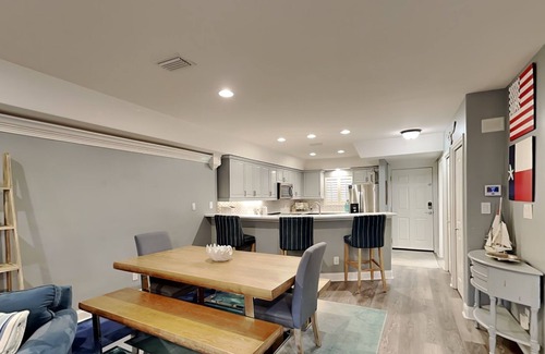 Holiday Isle Condo | Aegean by Southern Vacation Rentals