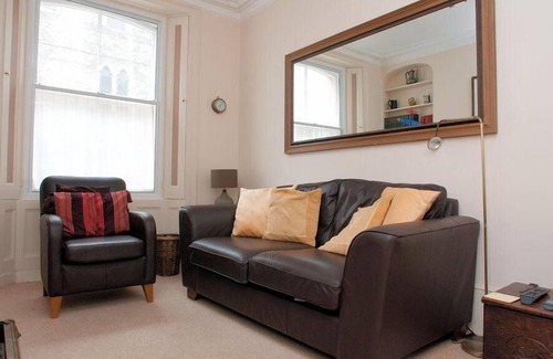 Dartmouth House | Aeolus House